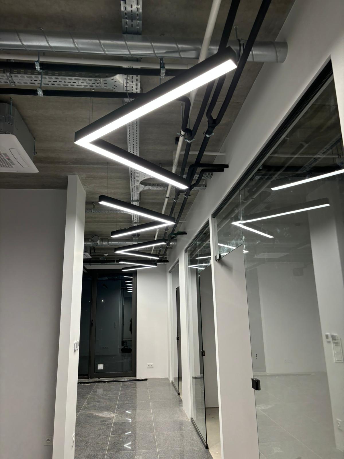 Bee-Light Image 2024-12-06 at 14.48.55